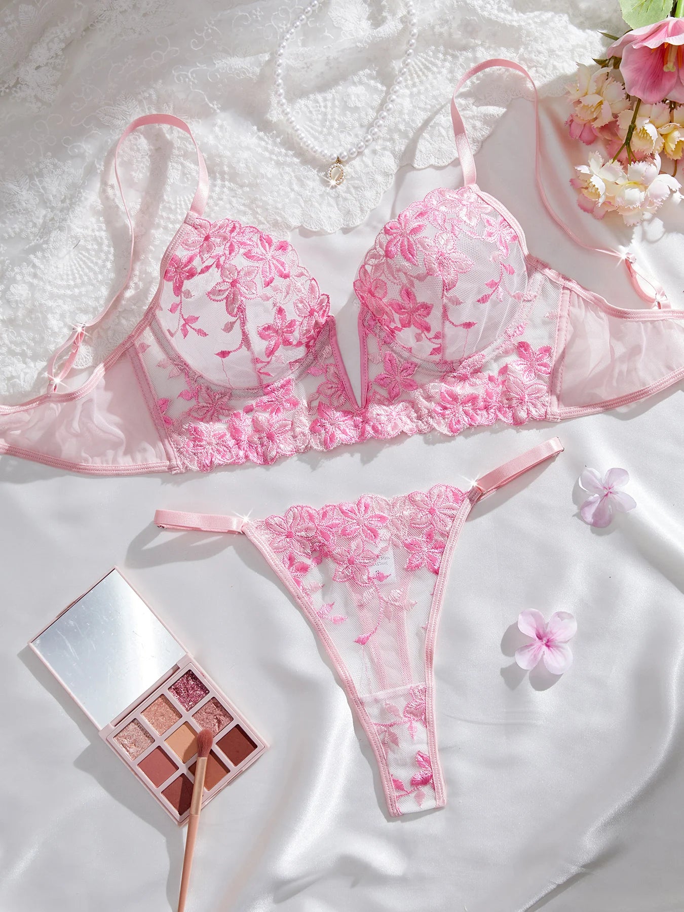 The Temptation of Valentine'S Eve Light Purple Danube Group Ladies Sexy Lingerie Bra Women'S Suit