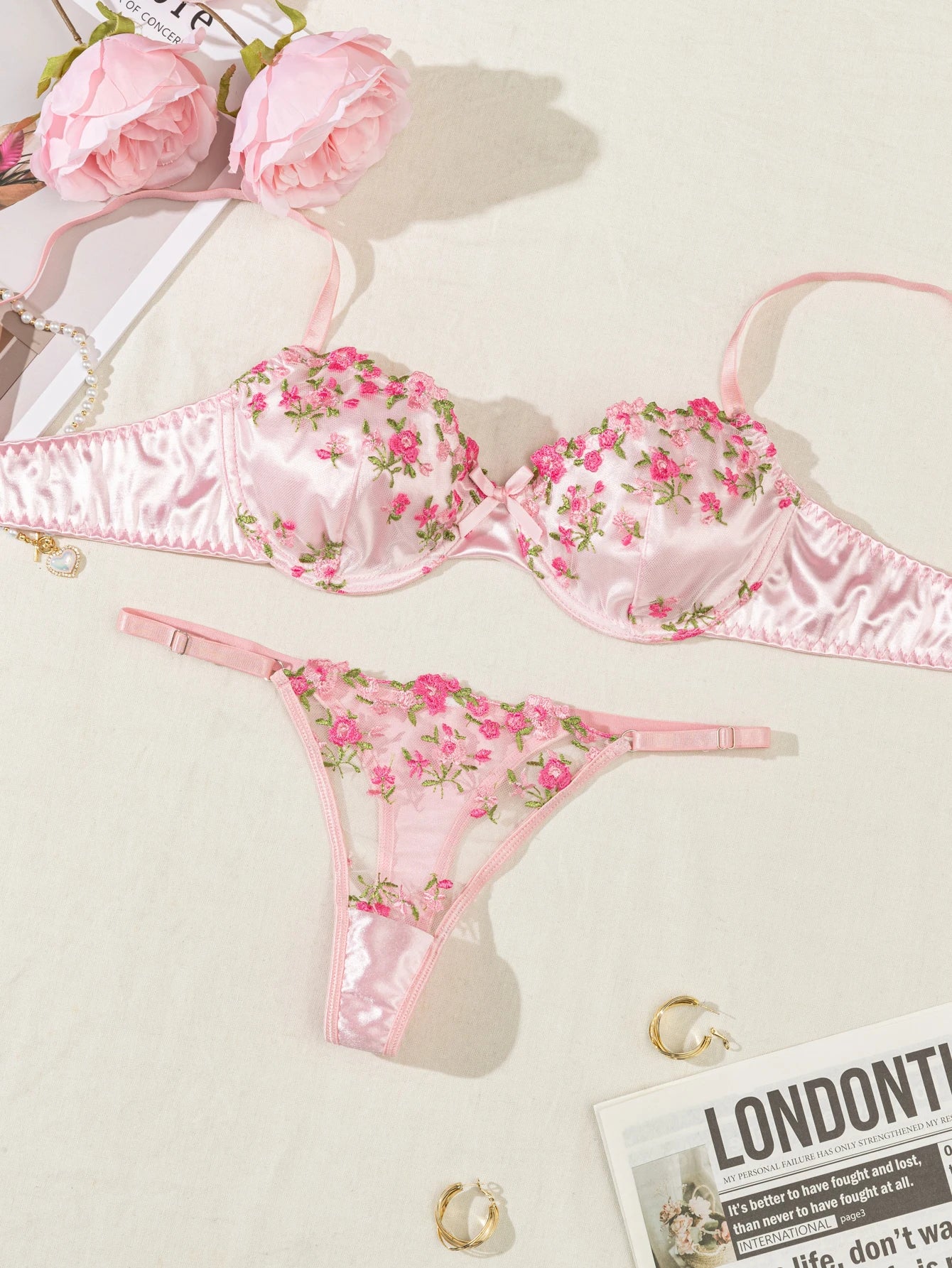 Summer Young Girls Floral Lingerie Hot Transparent Cheap Pink Lingerie Set Sexy Two Piece Bras Panty Brief Sets